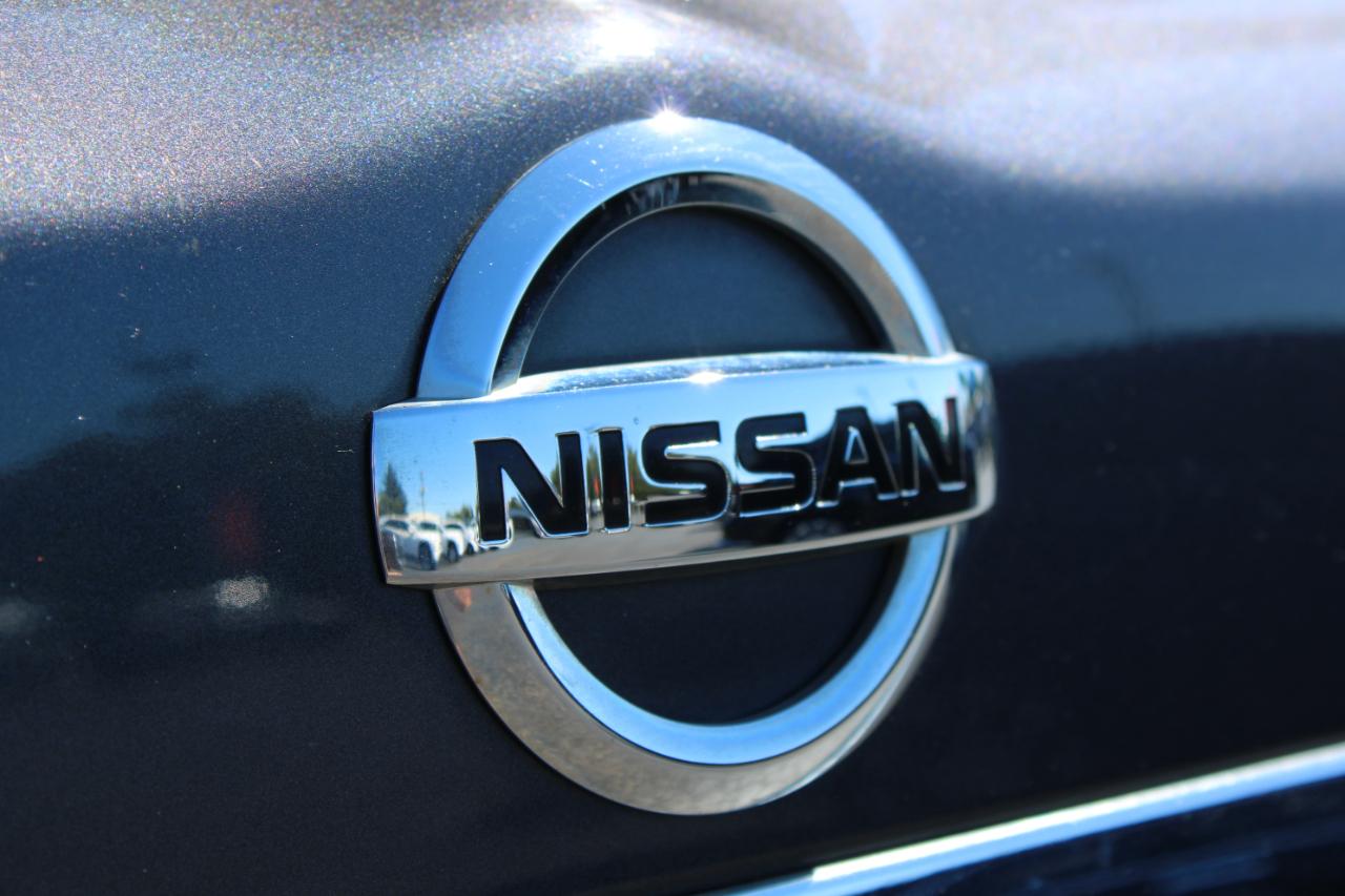 Nissan Pathfinder SL 2013