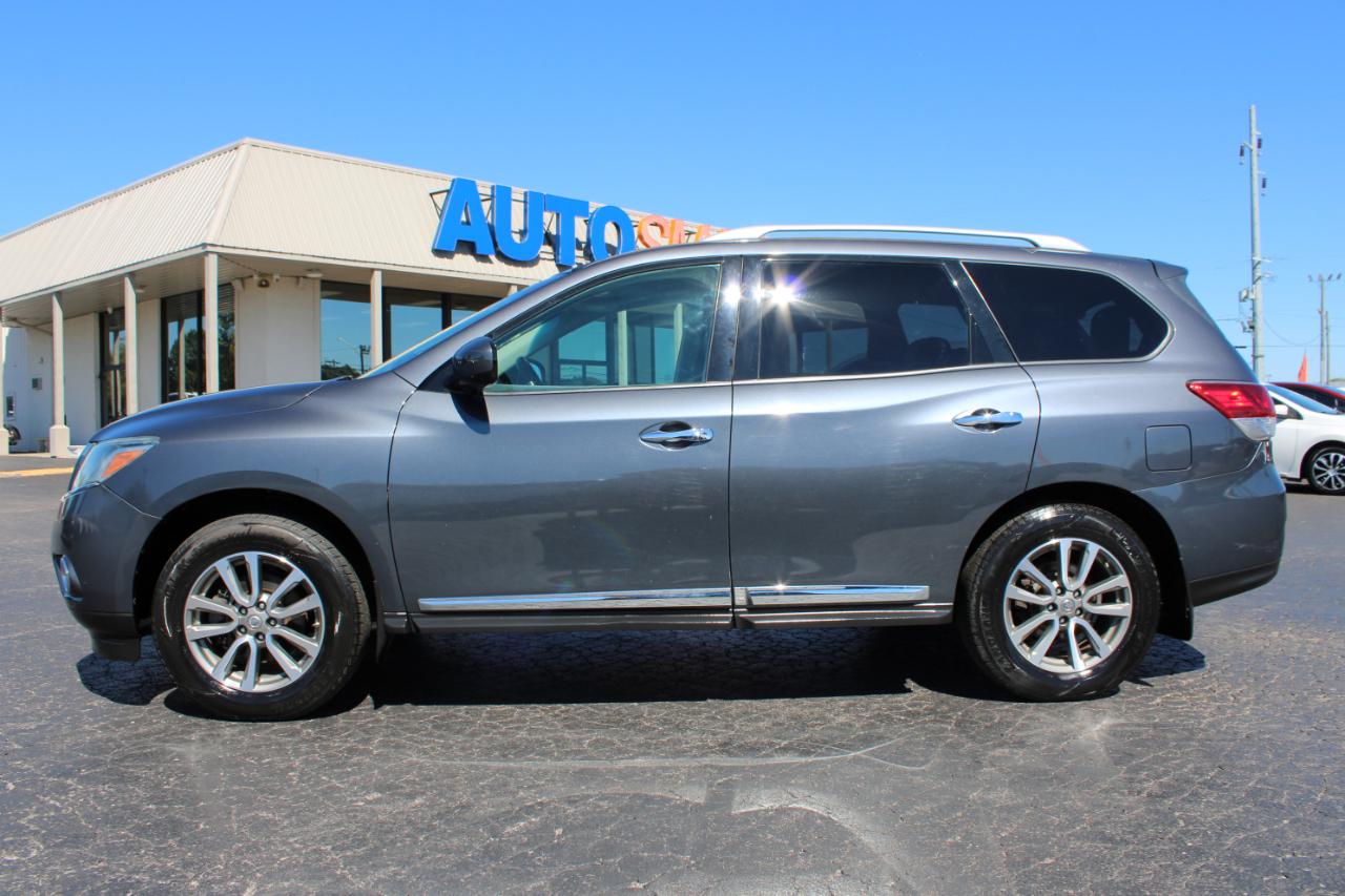 Nissan Pathfinder SL 2013