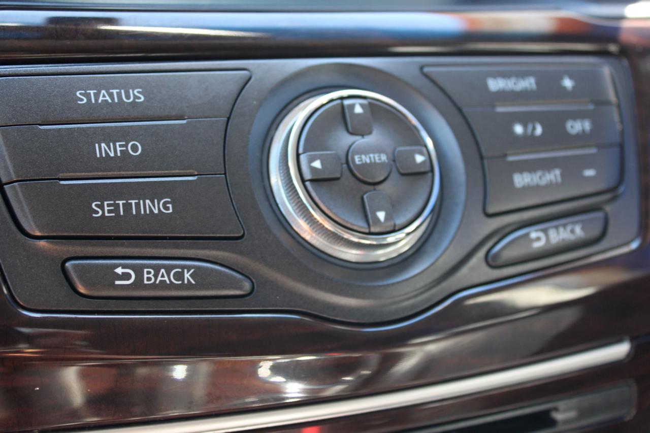 Nissan Pathfinder SL 2013