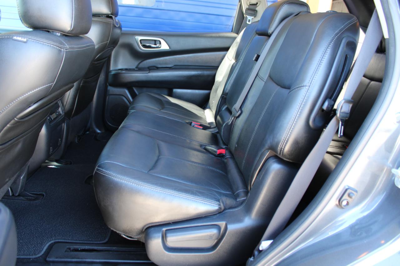 Nissan Pathfinder SL 2013