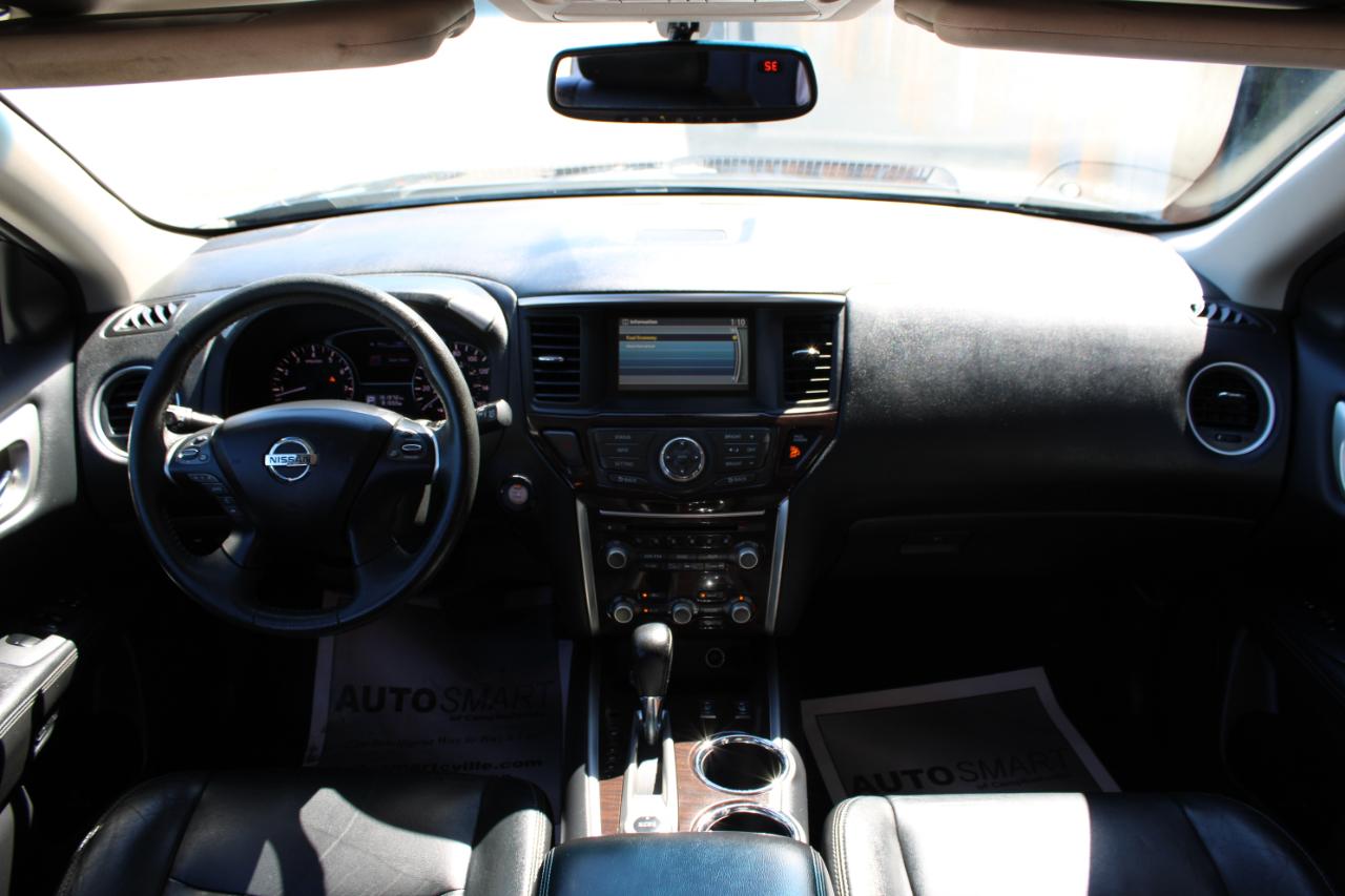 Nissan Pathfinder SL 2013