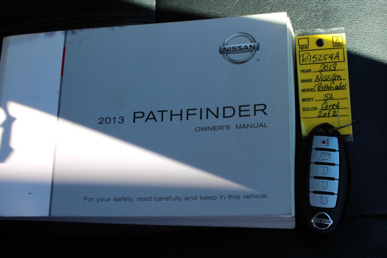Nissan Pathfinder SL 2013