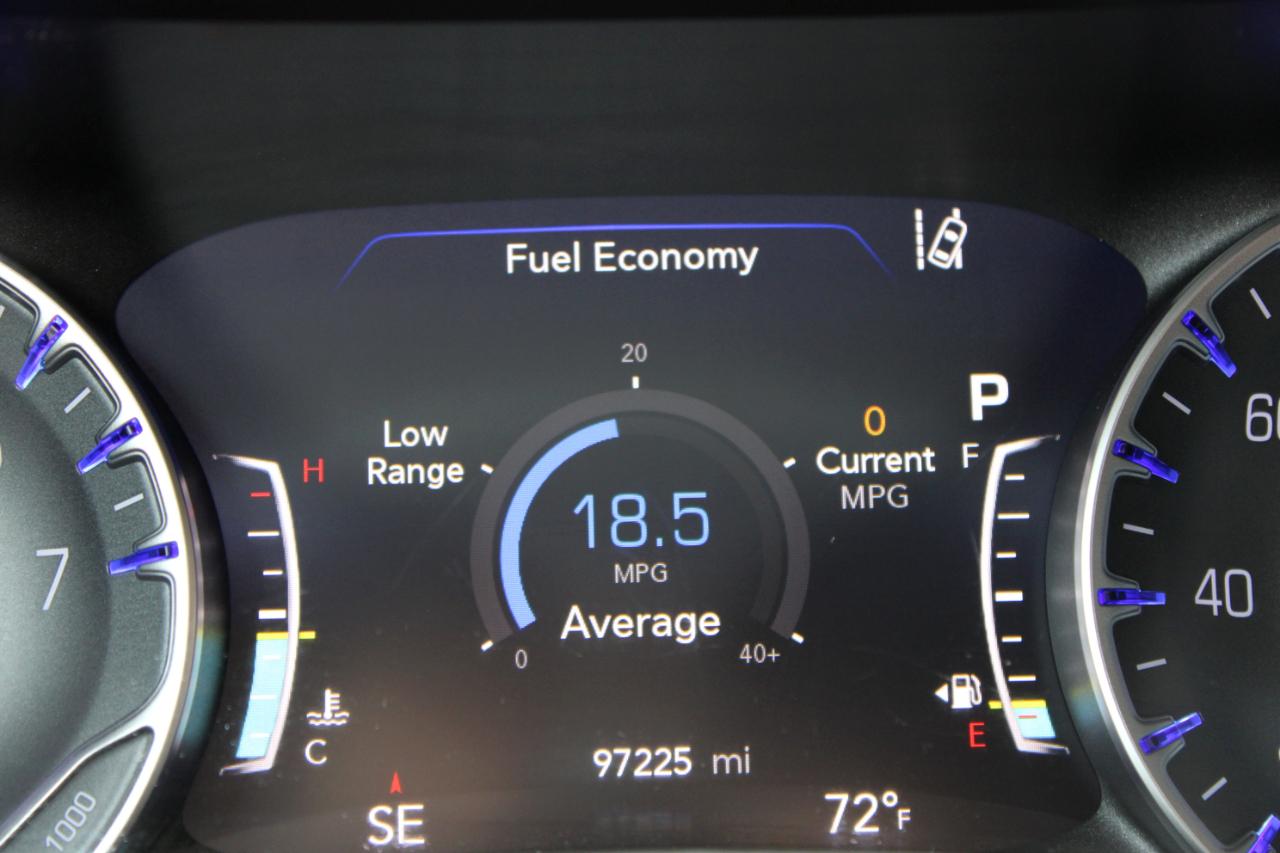 Chrysler Pacifica Touring L 2023