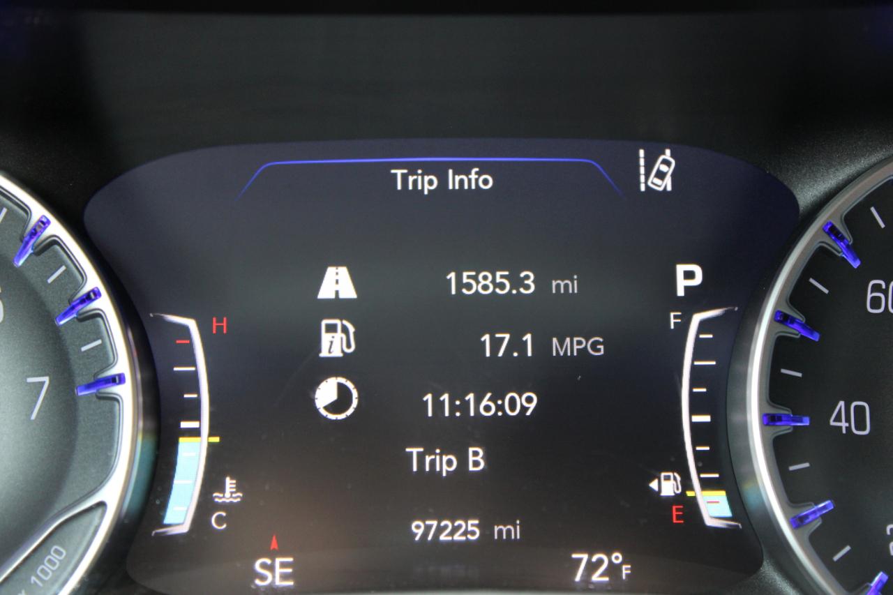 Chrysler Pacifica Touring L 2023