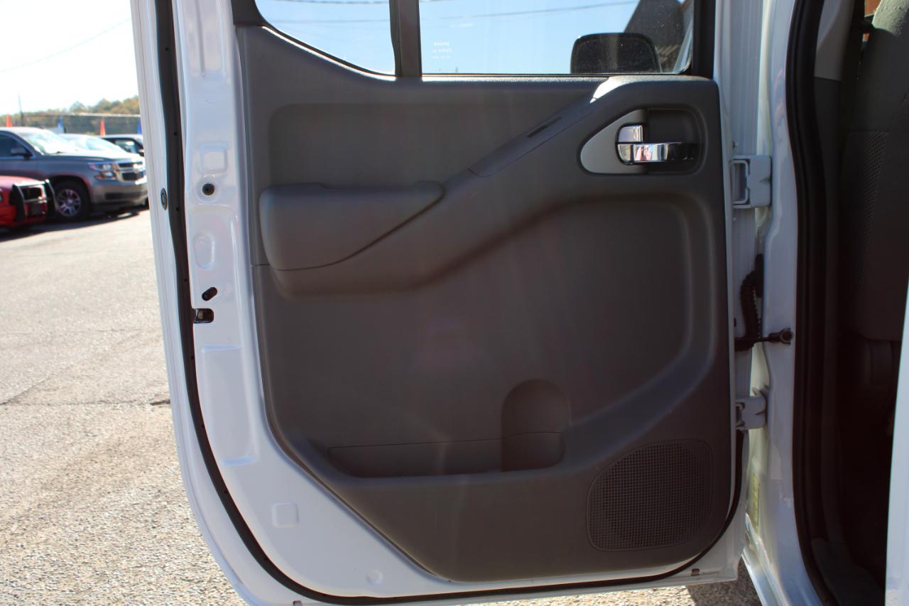 Nissan Frontier SL 2019