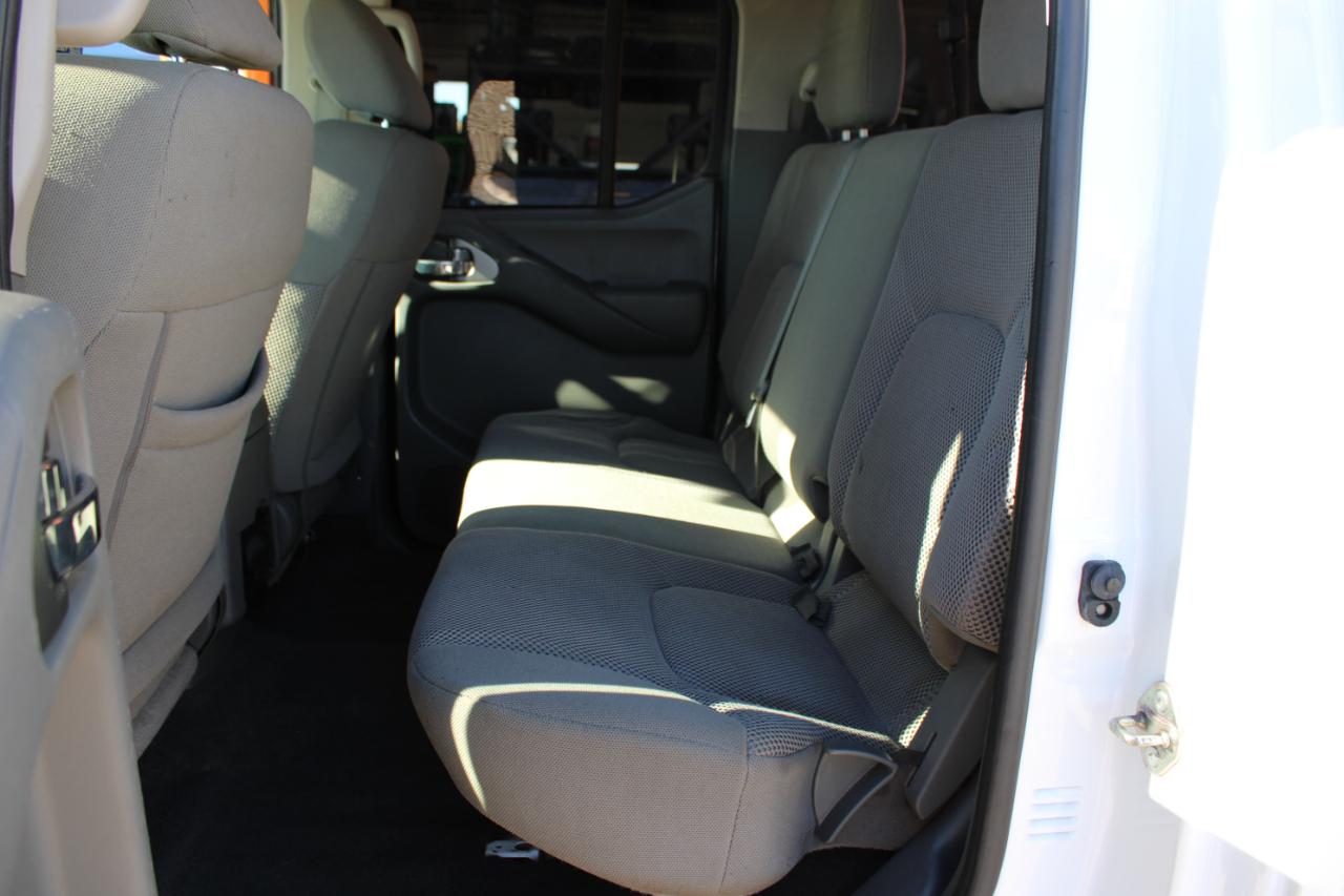 Nissan Frontier SL 2019