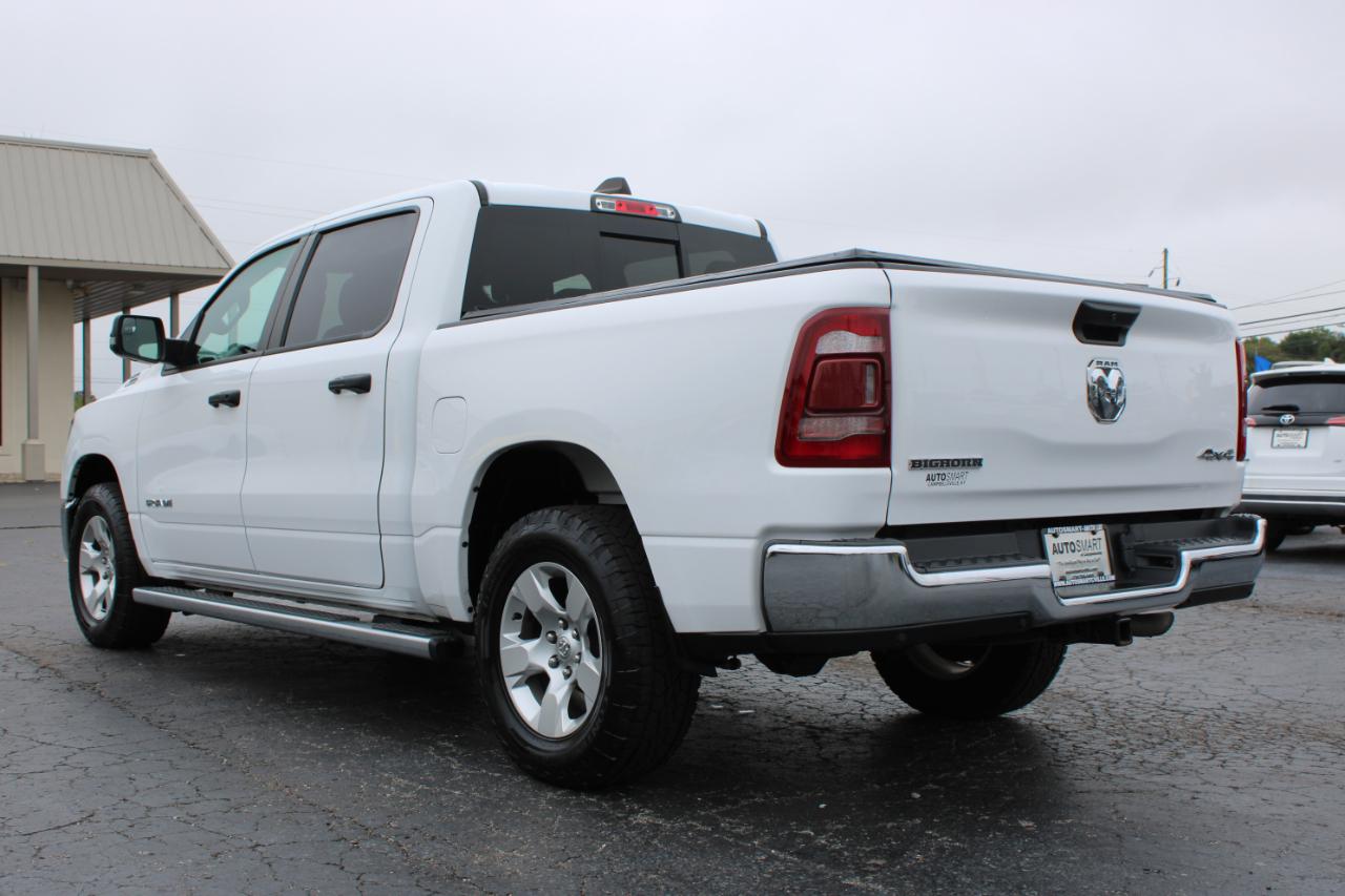 RAM 1500 Big Horn Crew Cab SWB 4WD 2023