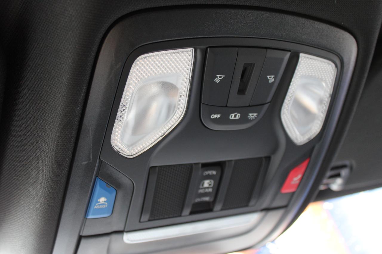 RAM 1500 Big Horn Crew Cab SWB 4WD 2023