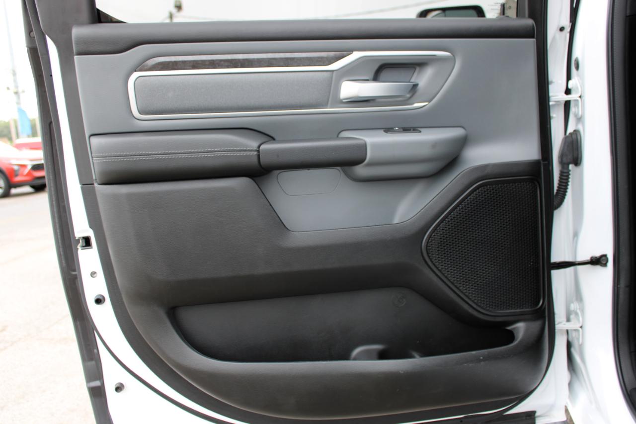 RAM 1500 Big Horn Crew Cab SWB 4WD 2023