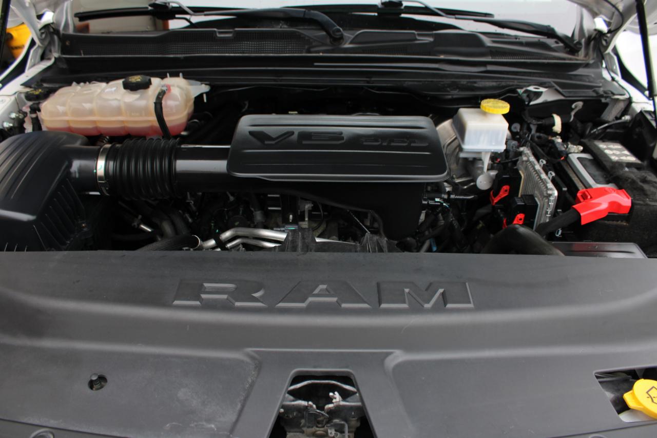 RAM 1500 Big Horn Crew Cab SWB 4WD 2023