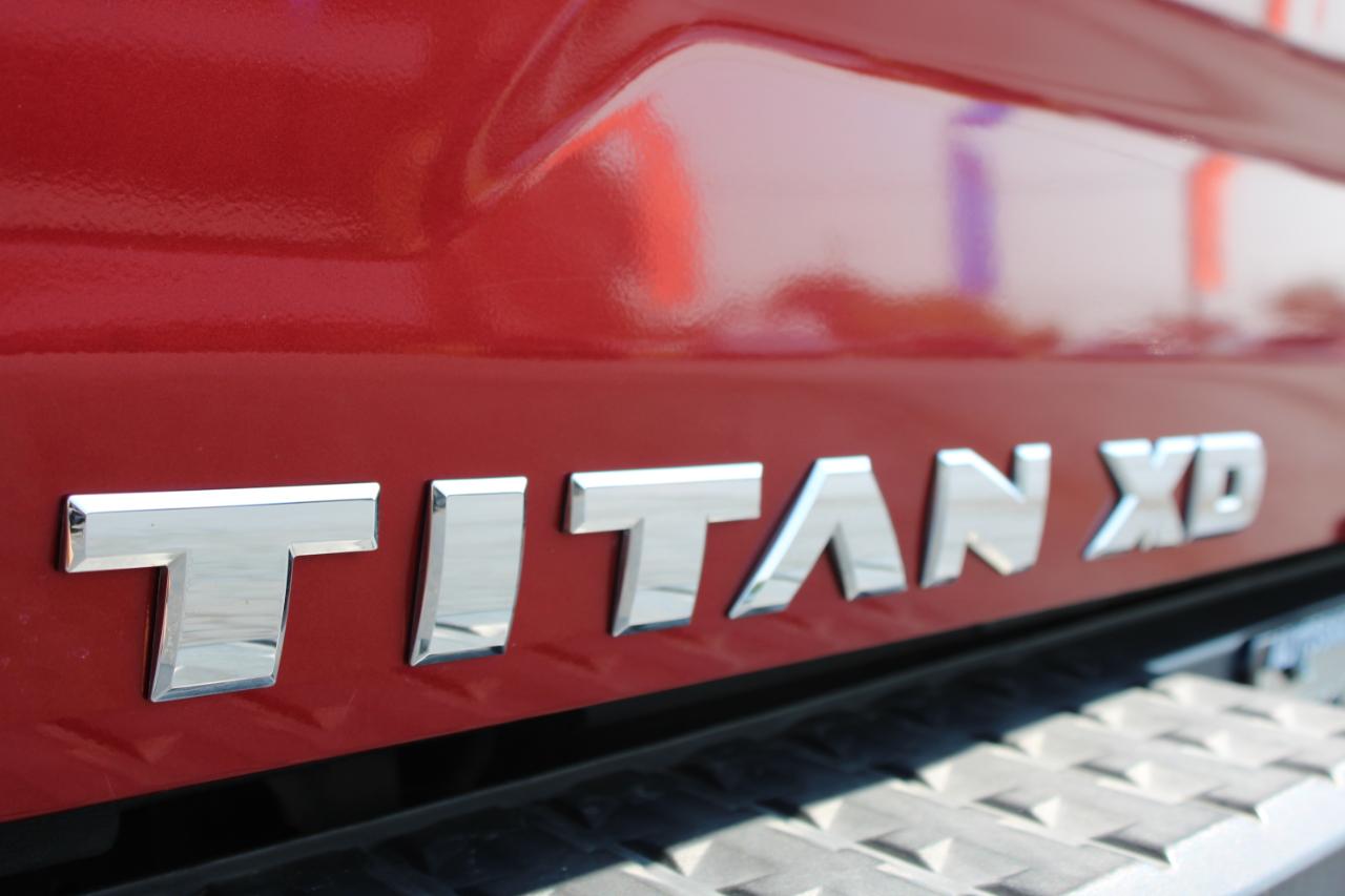 Nissan Titan XD PRO-4X 4WD Diesel 2016