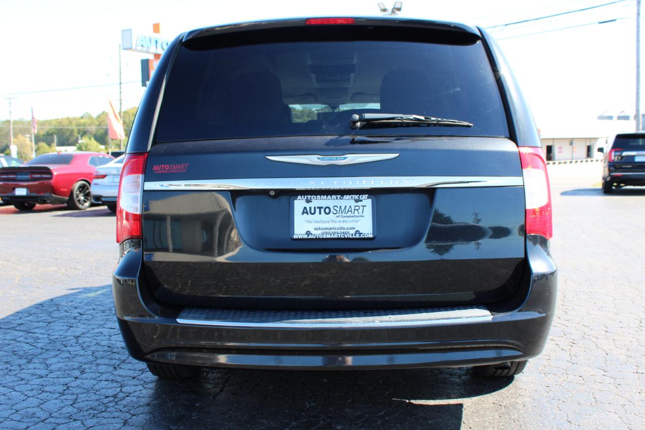 Chrysler Town & Country Touring-L 2015
