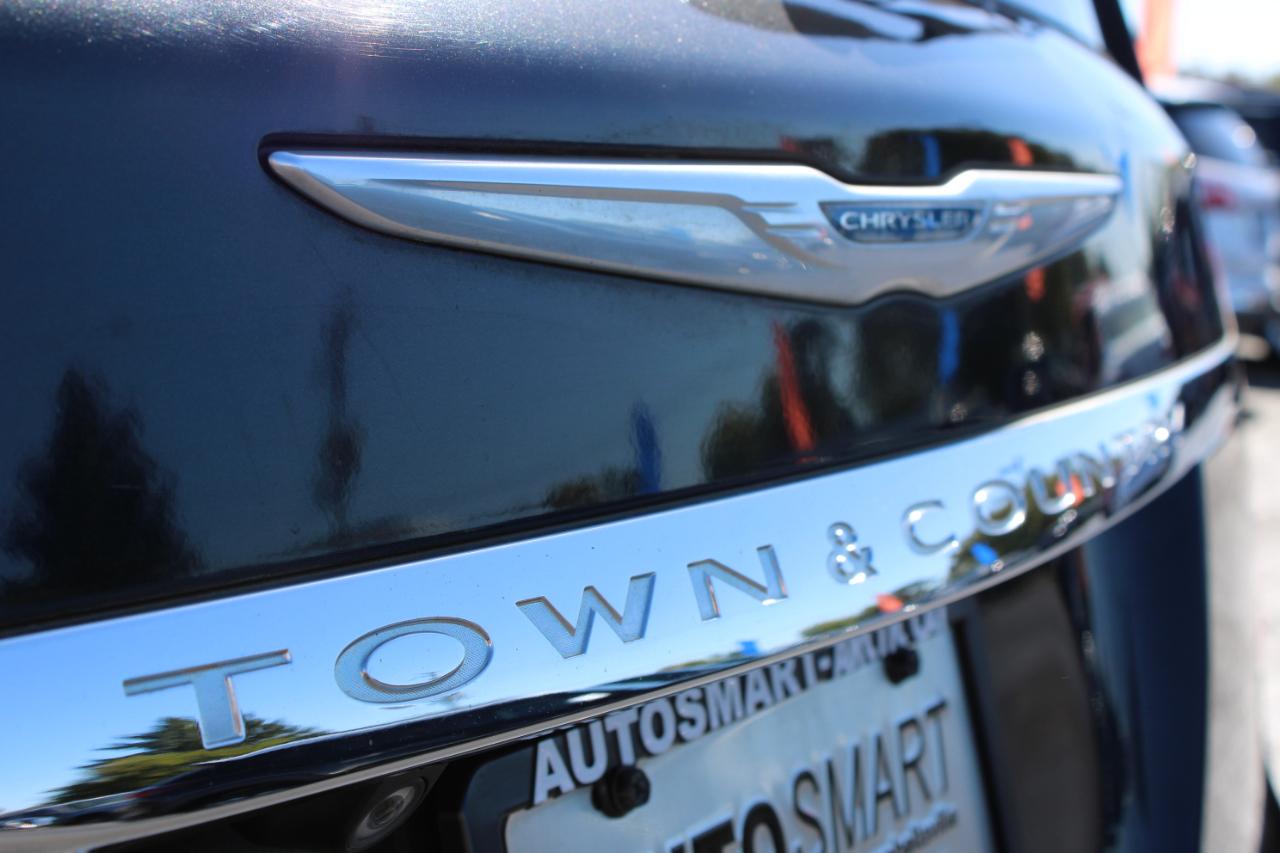 Chrysler Town & Country Touring-L 2015