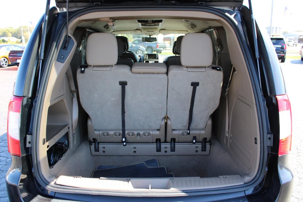 Chrysler Town & Country Touring-L 2015