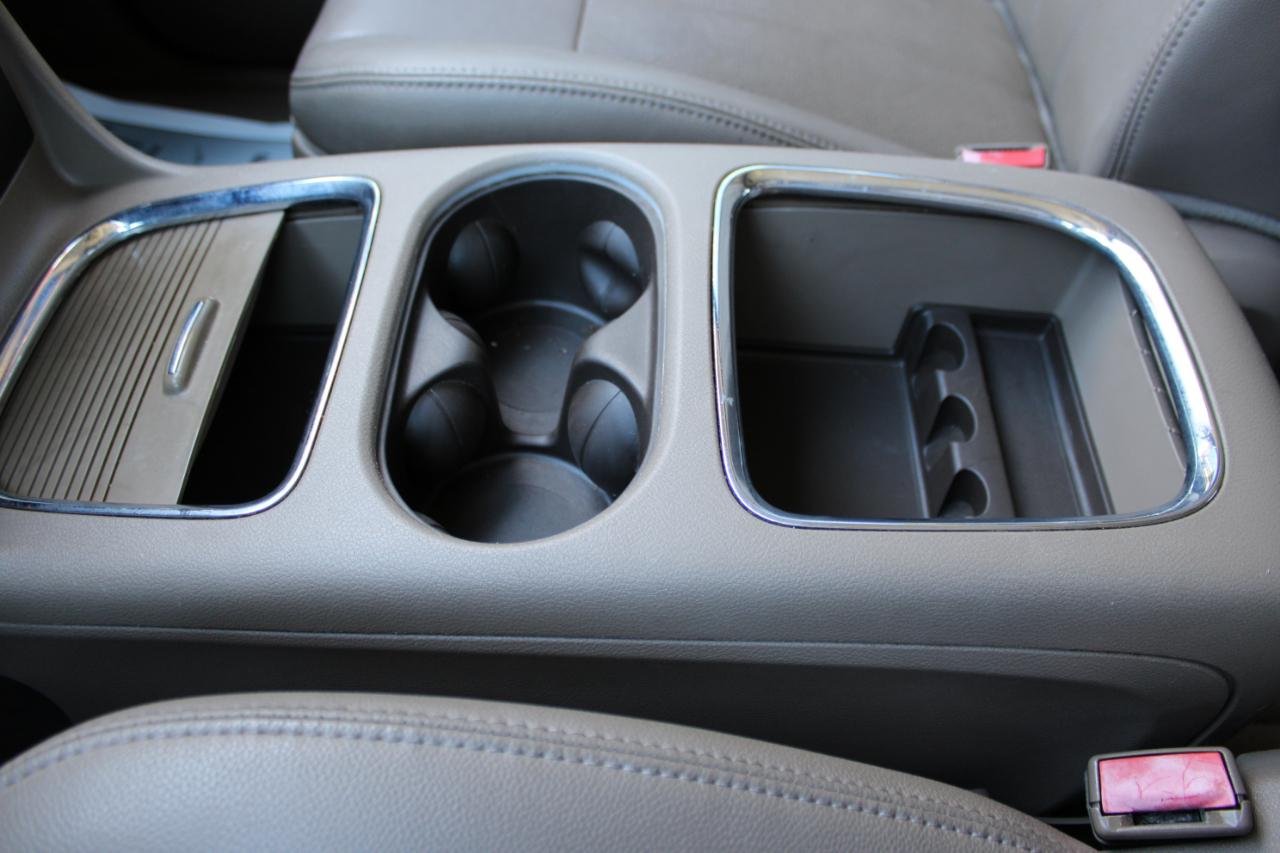 Chrysler Town & Country Touring-L 2015