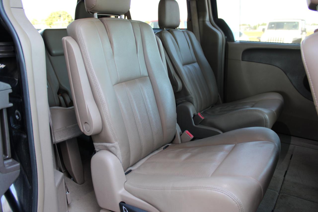 Chrysler Town & Country Touring-L 2015