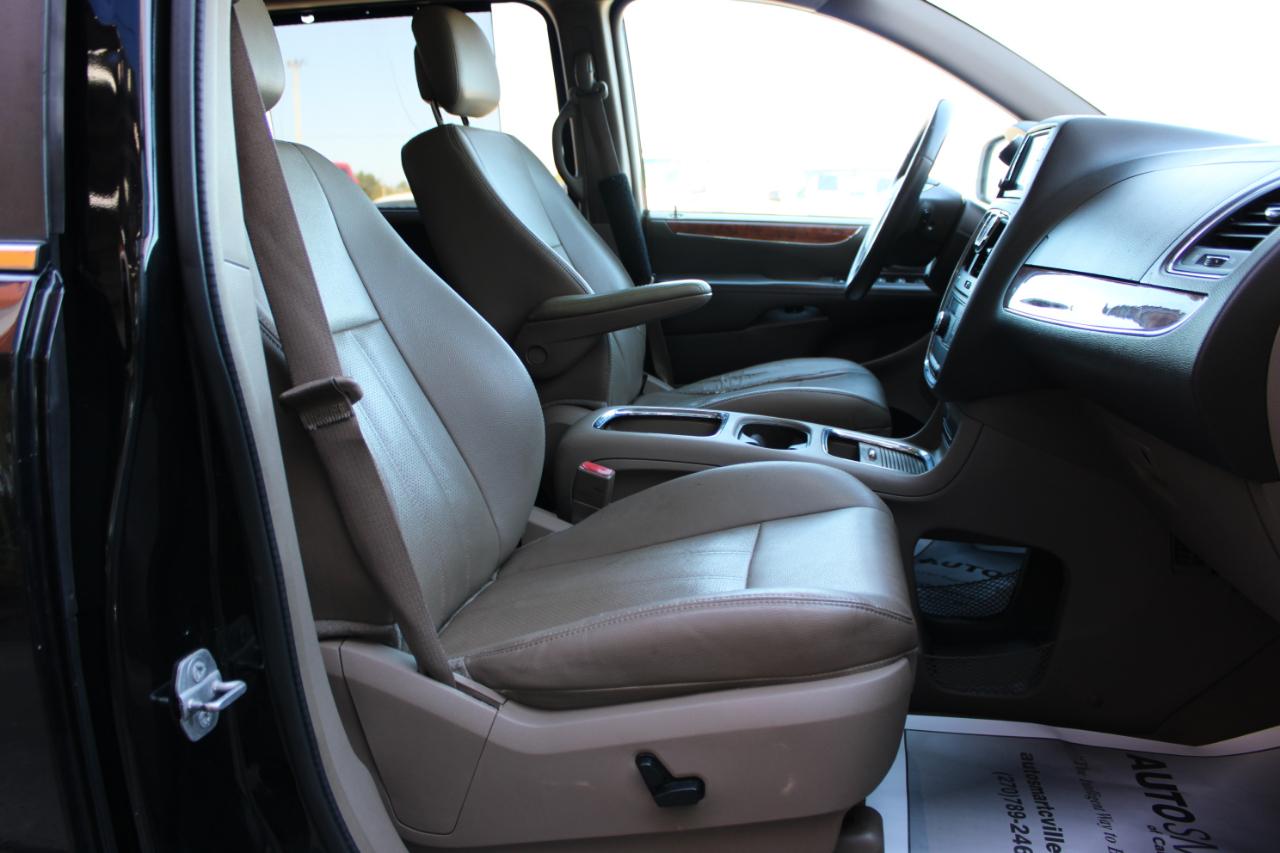 Chrysler Town & Country Touring-L 2015