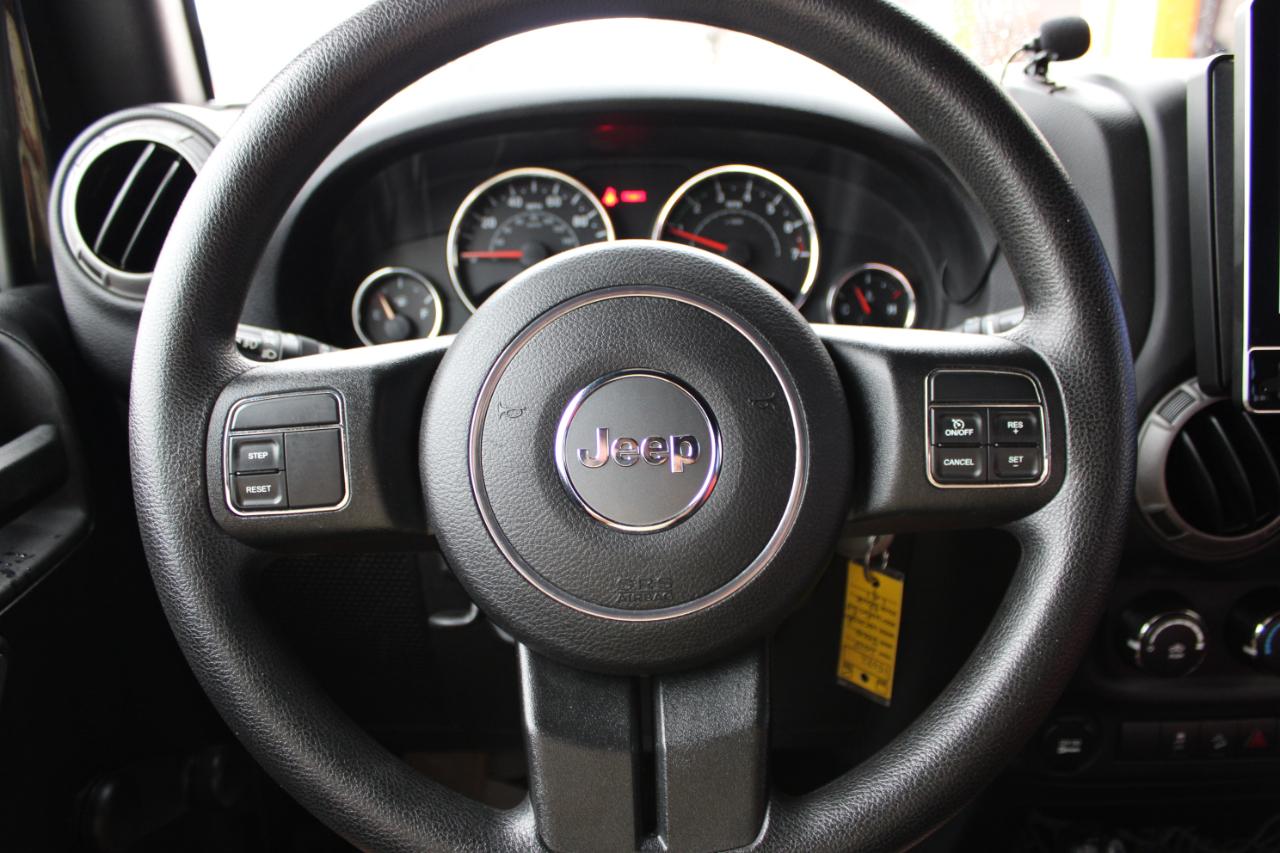 Jeep Wrangler Unlimited Sport 2015