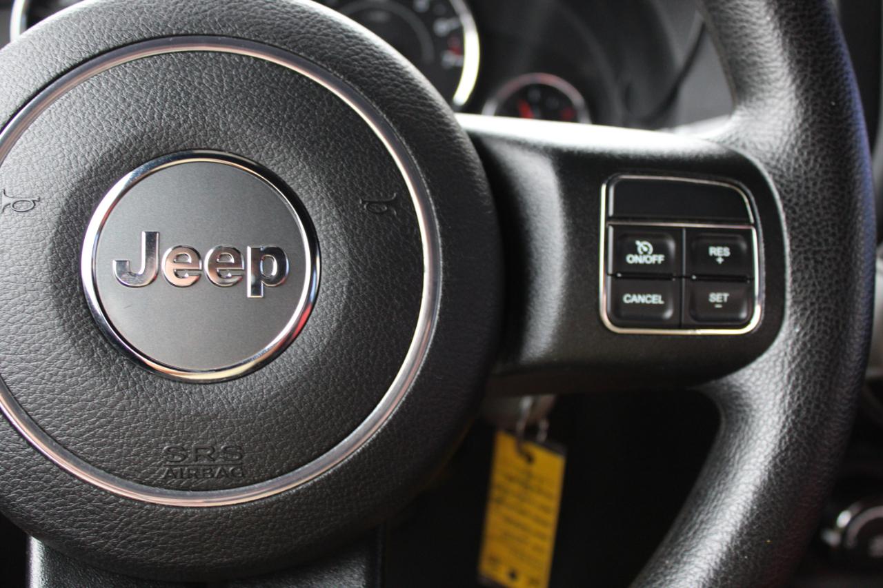 Jeep Wrangler Unlimited Sport 2015