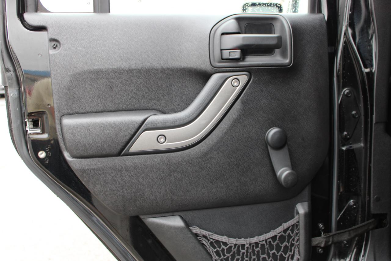 Jeep Wrangler Unlimited Sport 2015
