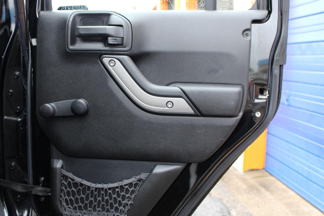 Jeep Wrangler Unlimited Sport 2015