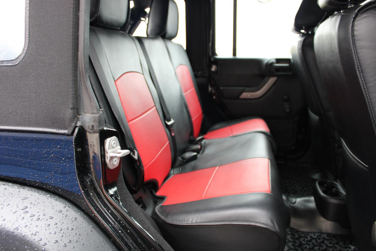 Jeep Wrangler Unlimited Sport 2015