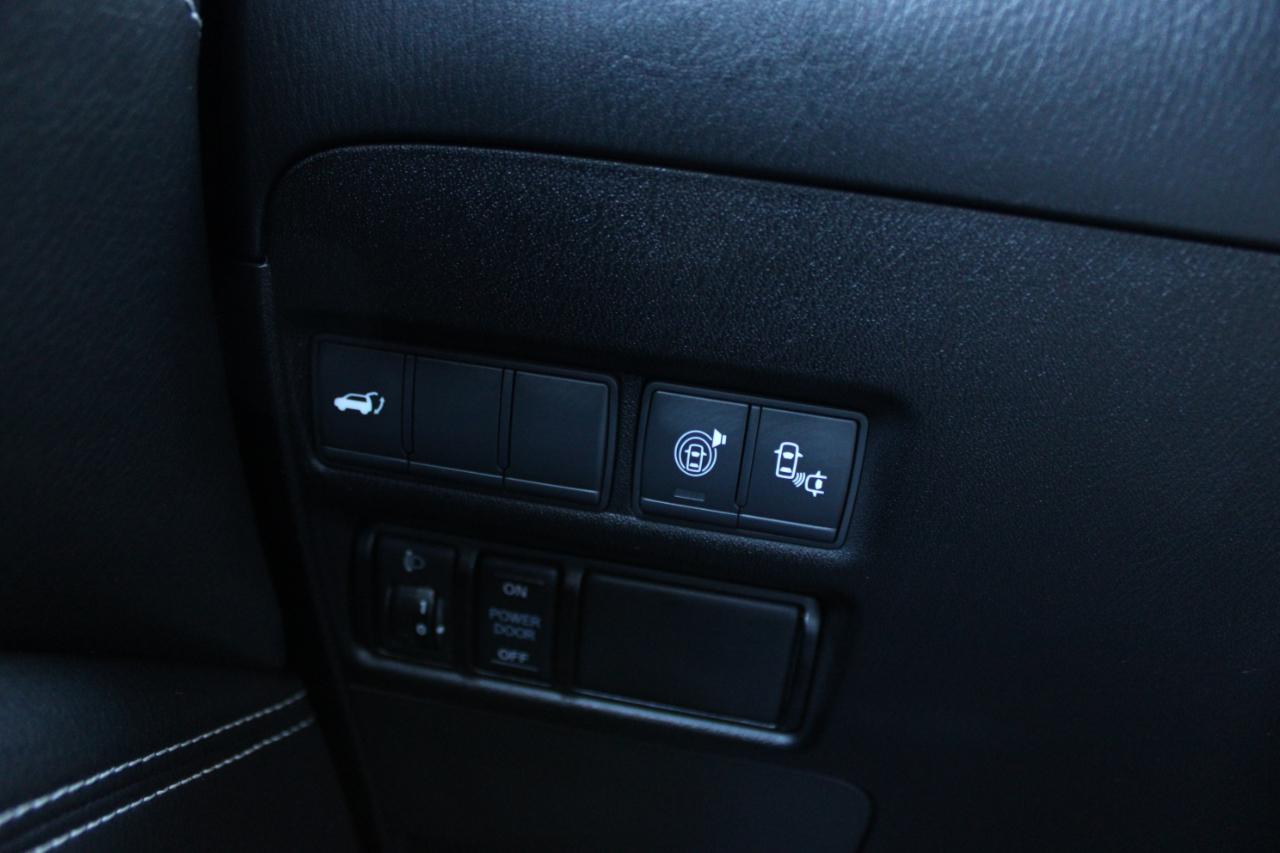 Nissan Armada Platinum 2017