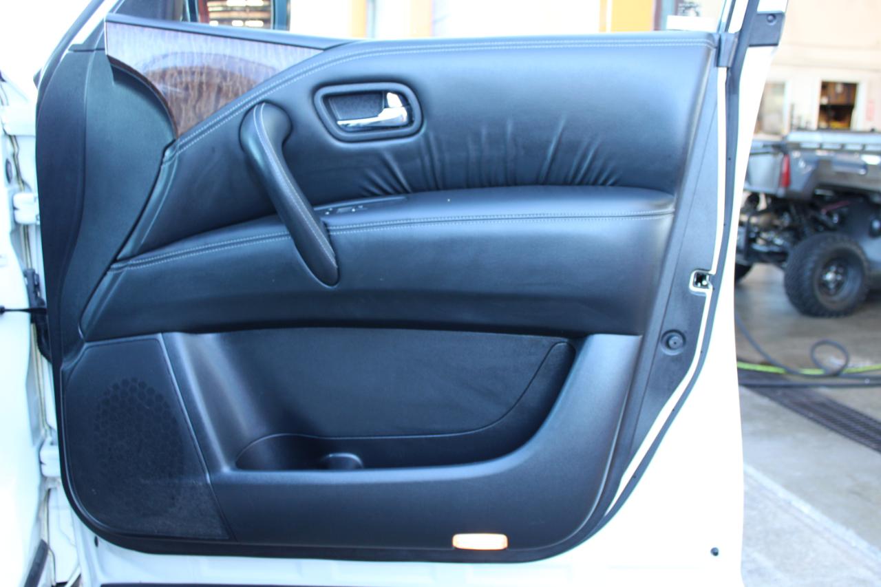 Nissan Armada Platinum 2017