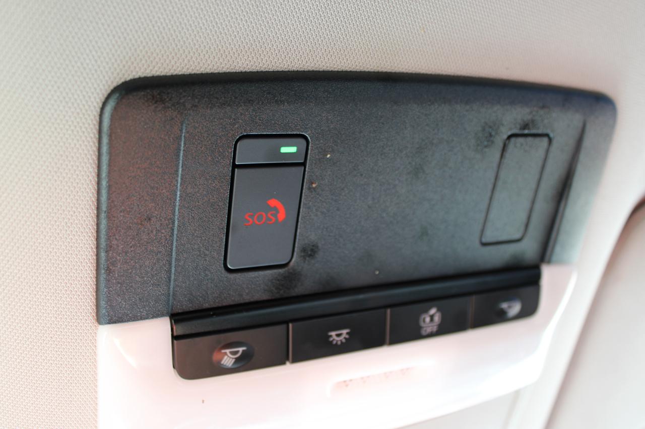 Nissan Pathfinder SV 2025