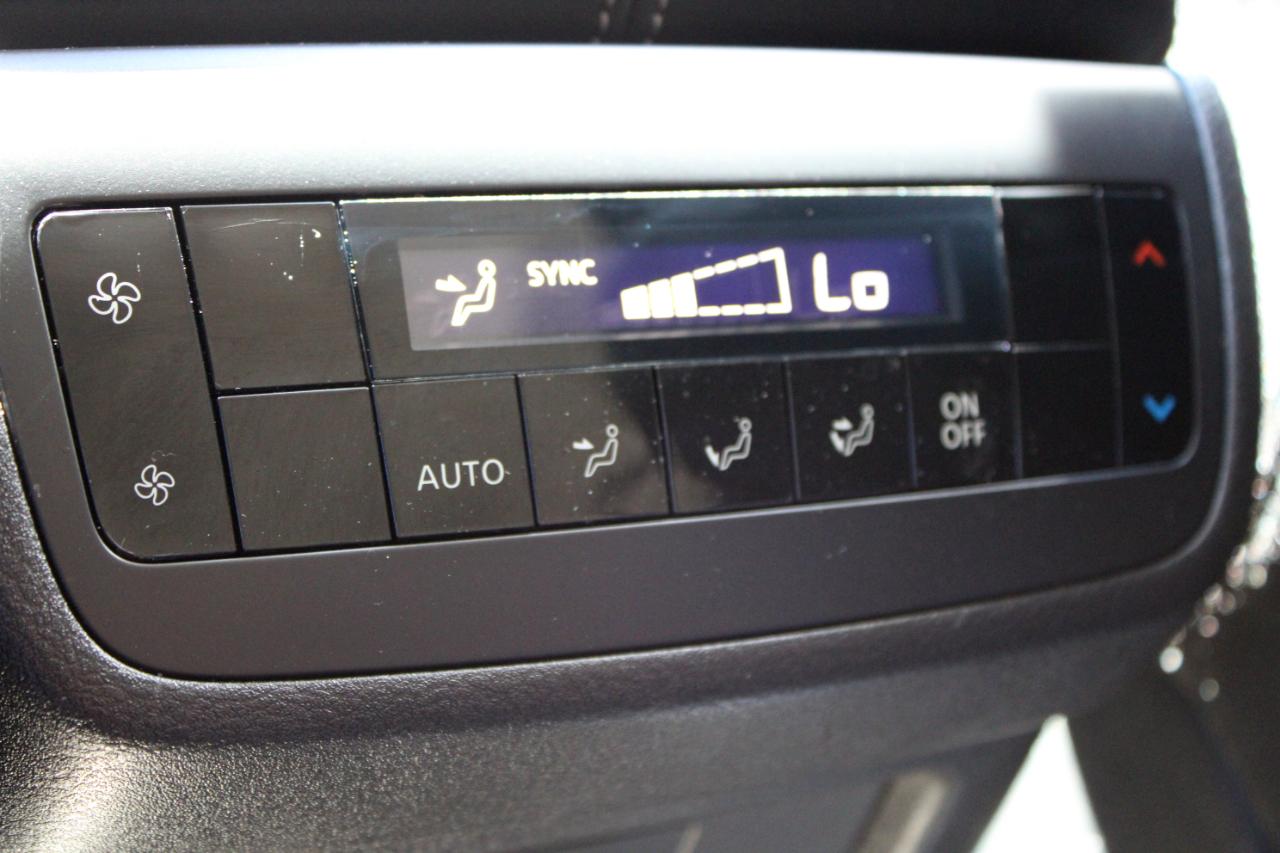 Nissan Pathfinder SV 2025