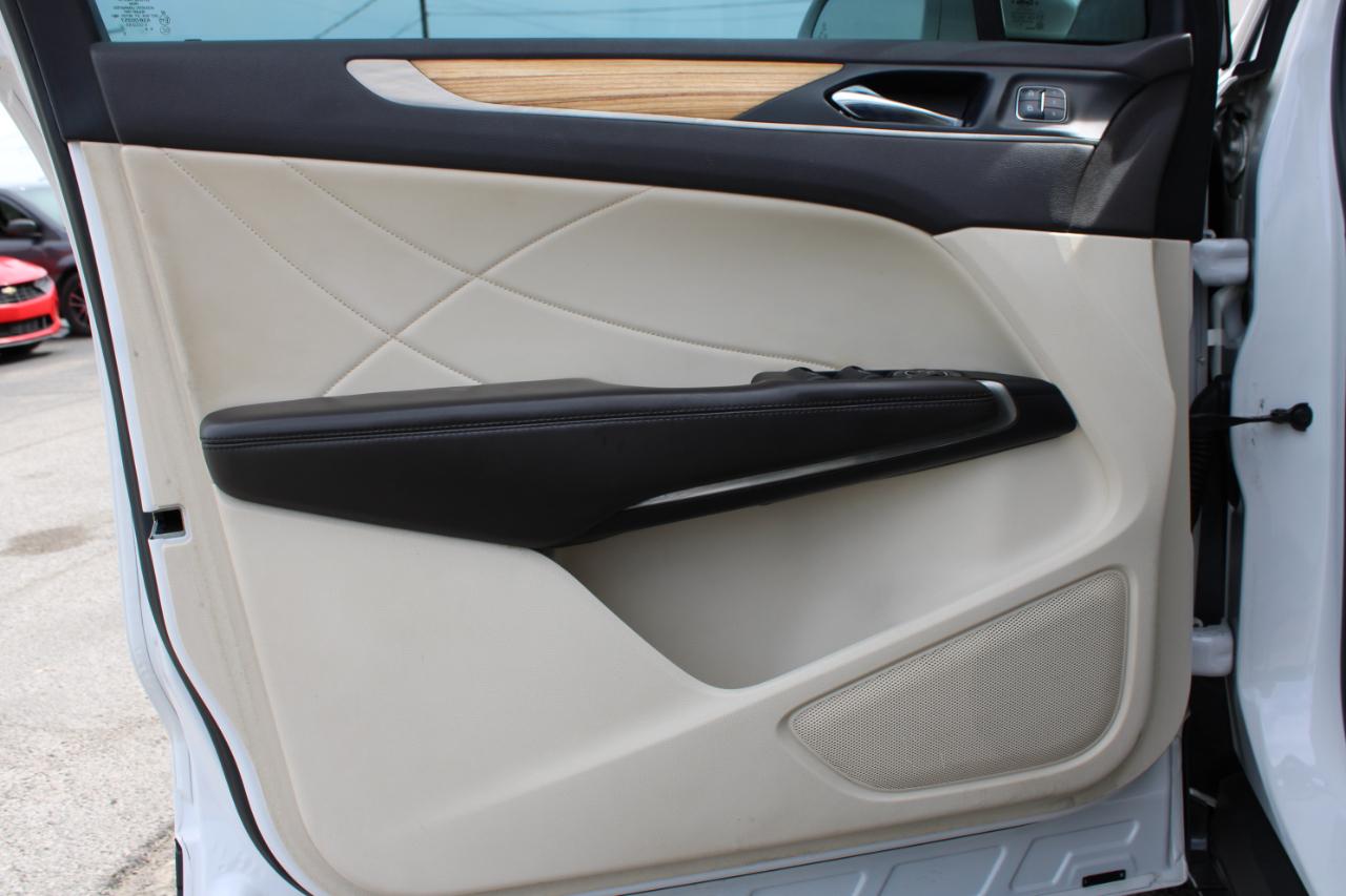 Lincoln MKC  2016