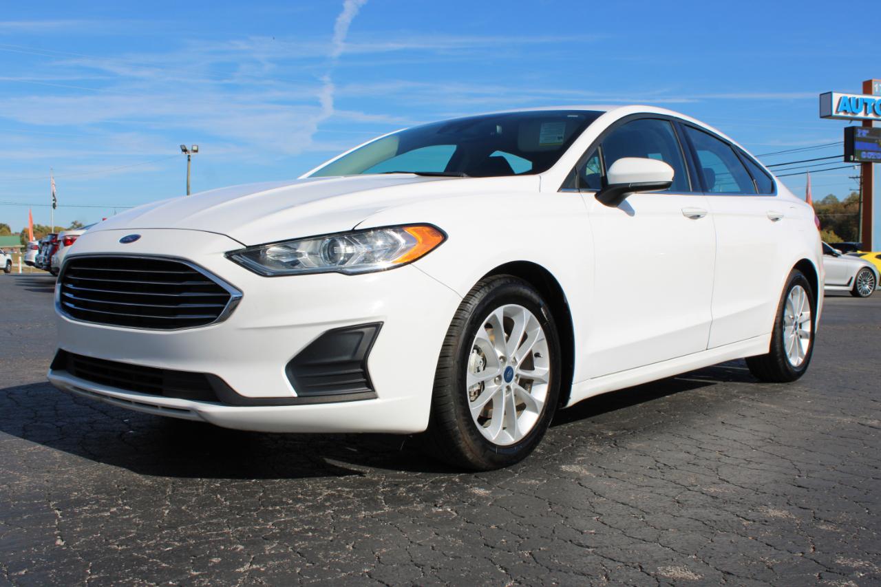 Ford Fusion SE 2020