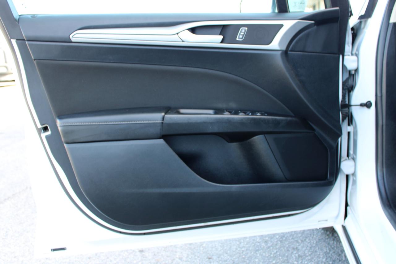 Ford Fusion SE 2020