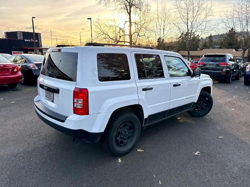 2016 Jeep Patriot Sport photo 4