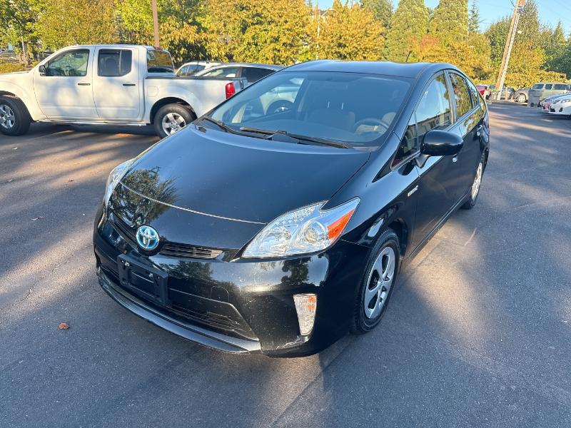 2015 Toyota Prius Two photo 2