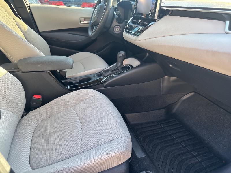 2020 Toyota Corolla LE photo 6