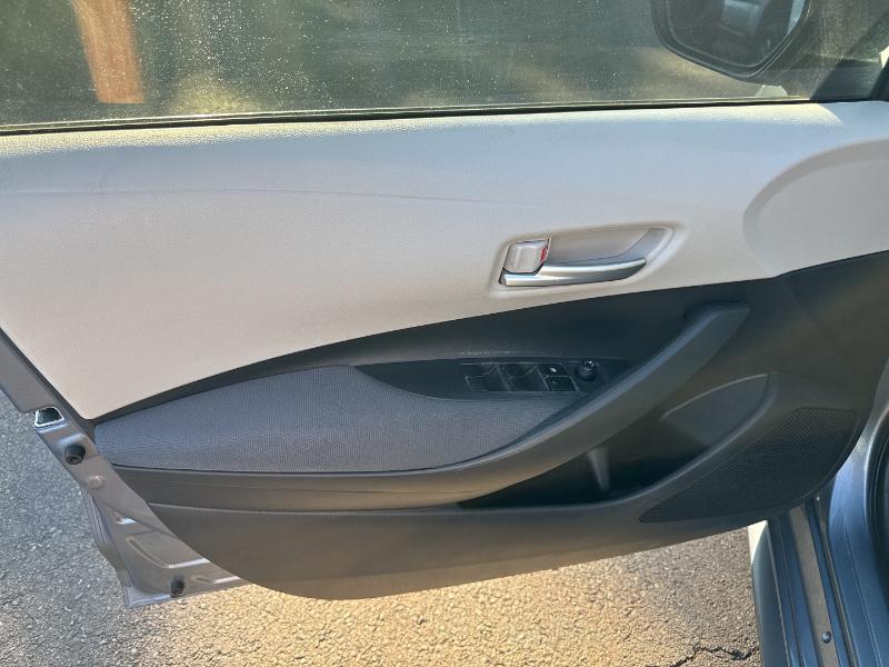 2020 Toyota Corolla LE photo 10