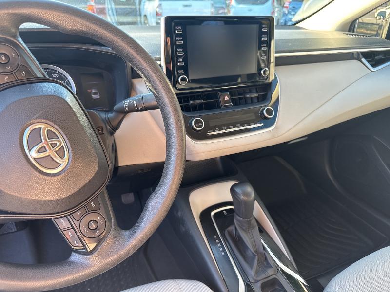 2020 Toyota Corolla LE photo 11