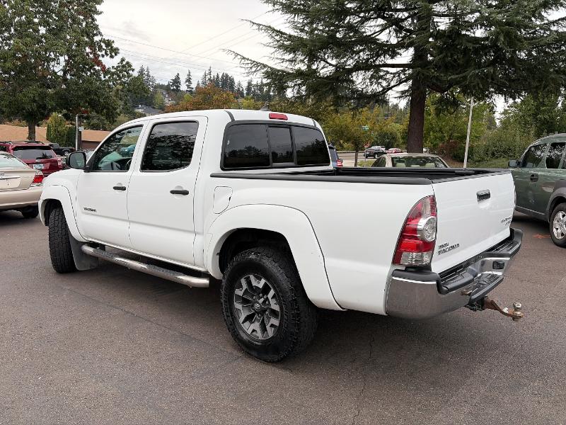 2015 Toyota Tacoma PreRunner Double Cab photo 4