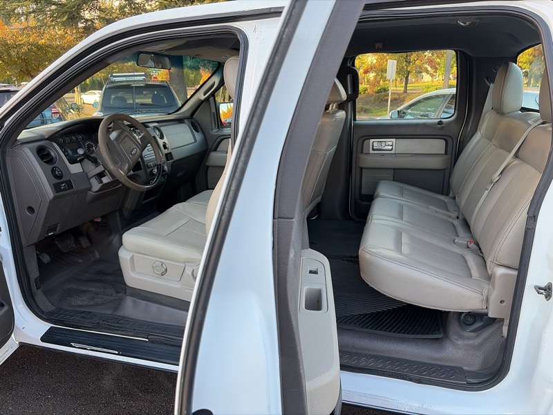 Ford F-150 XL SuperCrew 6.5-ft. Bed 4WD 2010 Ford F-150 XL SuperCrew 6.5-ft. Bed 4WD 2010