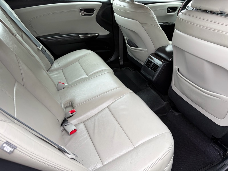 Toyota Avalon XLE 2016