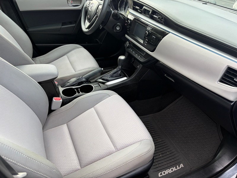 Toyota Corolla LE 2015