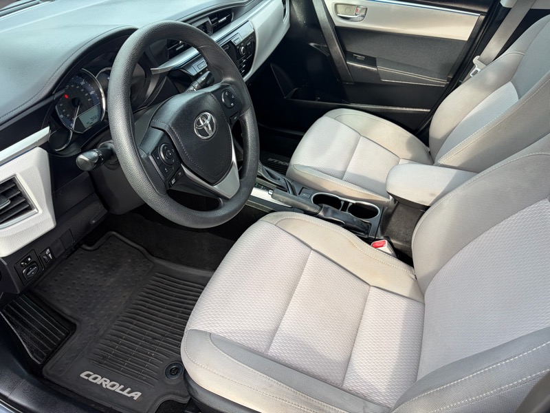 Toyota Corolla LE 2015