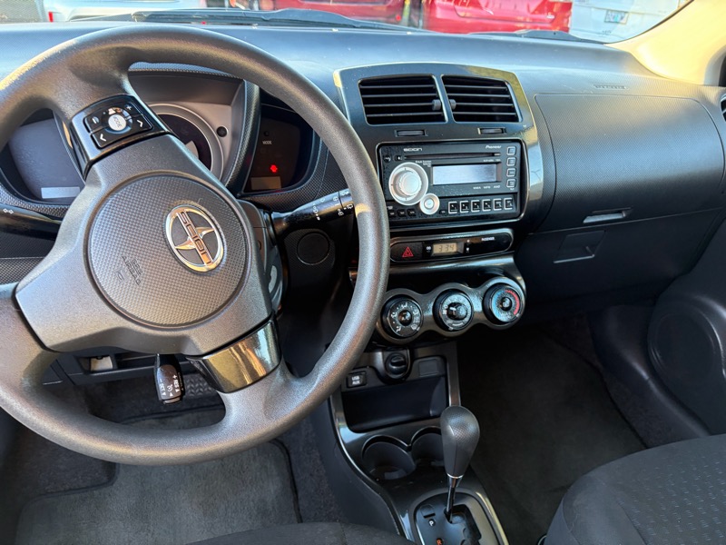 Scion xD  2010