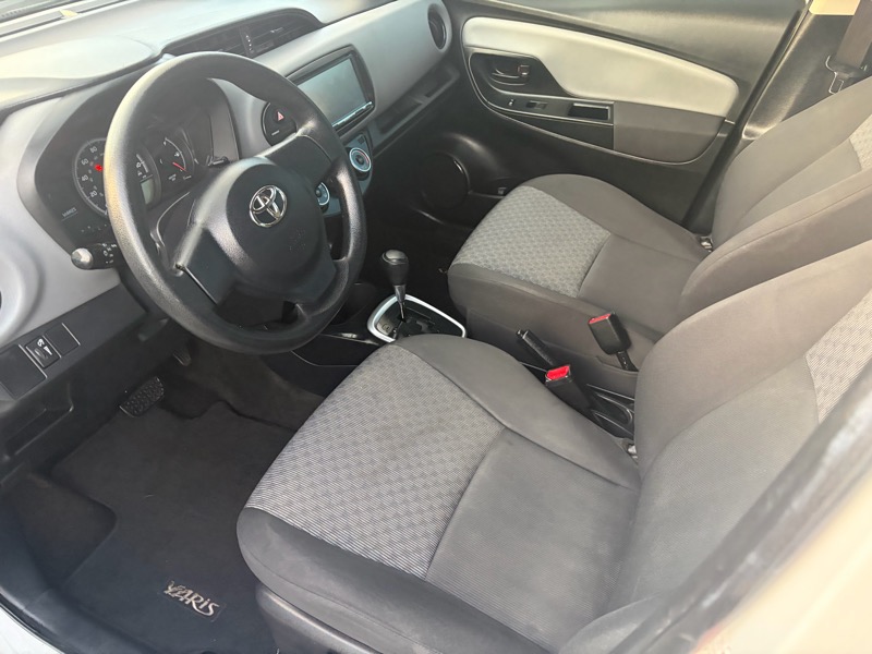 Toyota Yaris  2015