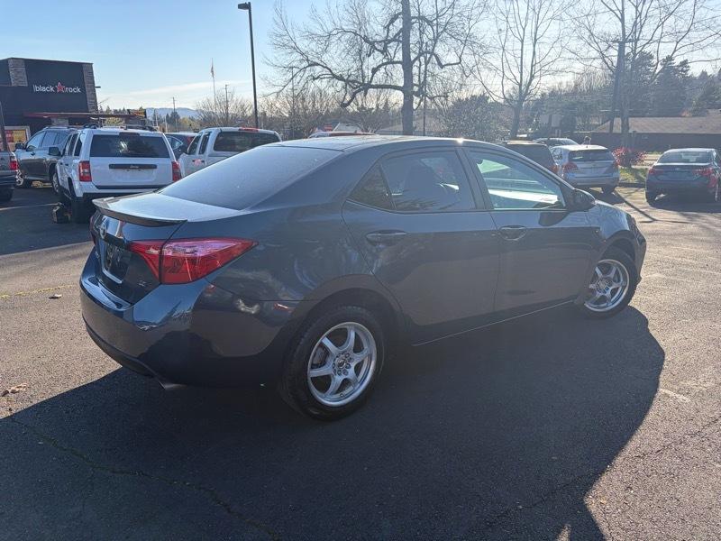 Toyota Corolla  2018