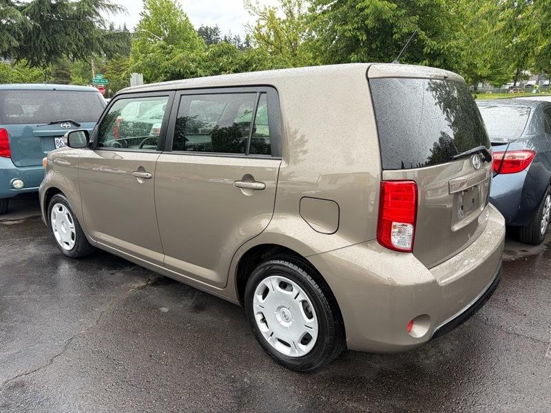 Scion xB  2013