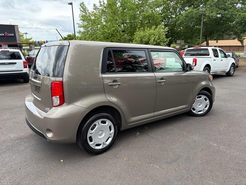 Scion xB  2013