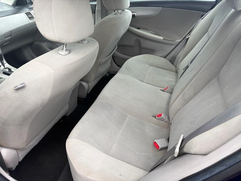 Toyota Corolla  2011