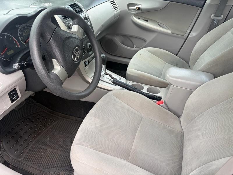 Toyota Corolla  2011